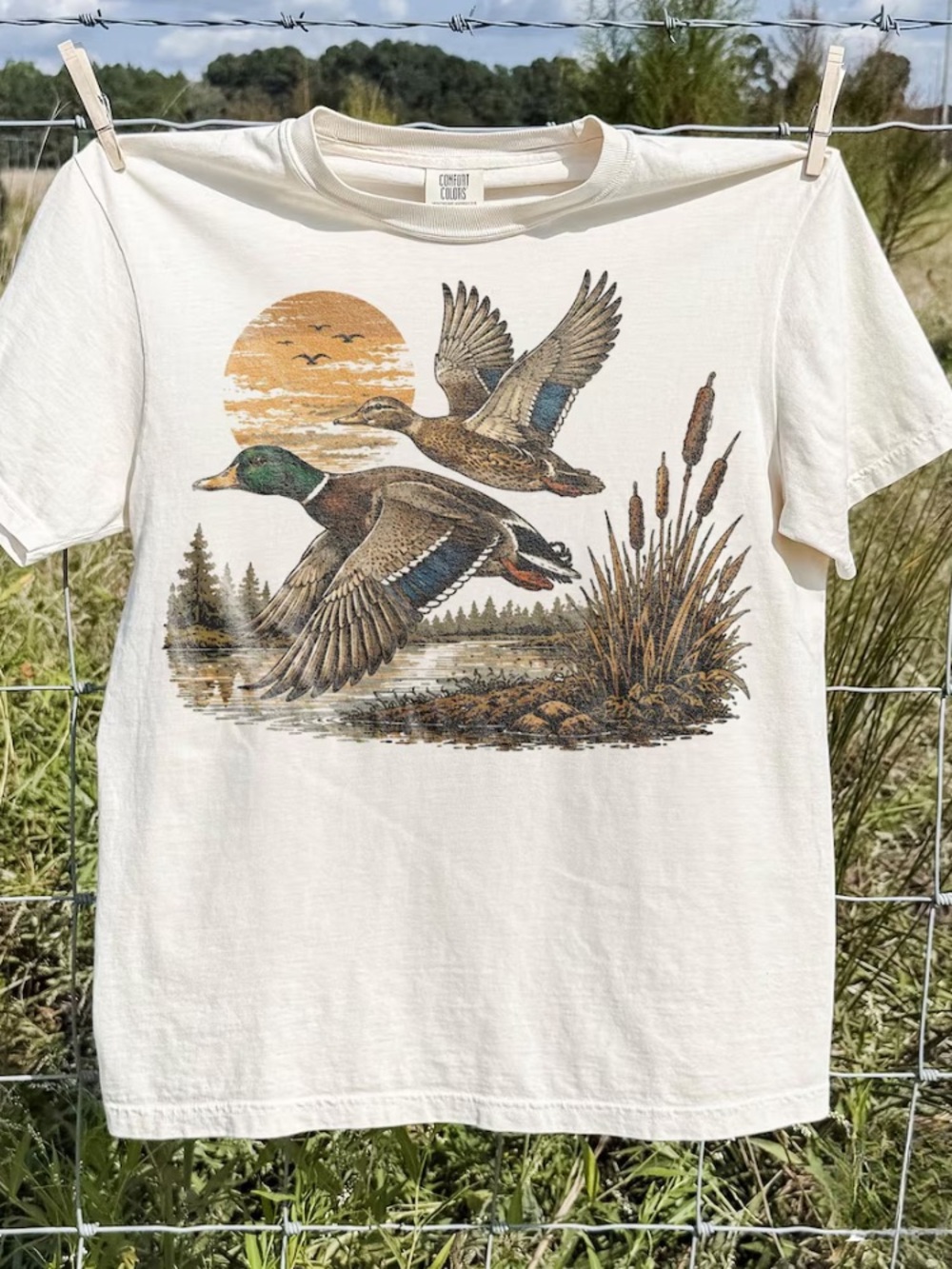 Comfort Colors Mallard Duck Wildlife Nature Lake Sunset Vintage White T-Shirt